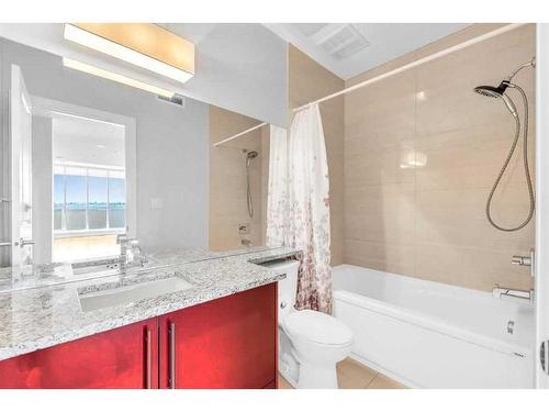 803-1110 3 Avenue Nw, Calgary, AB - Indoor Photo Showing Bathroom