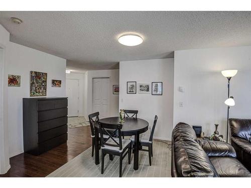 402-2000 Somervale Court Sw, Calgary, AB - Indoor Photo Showing Other Room