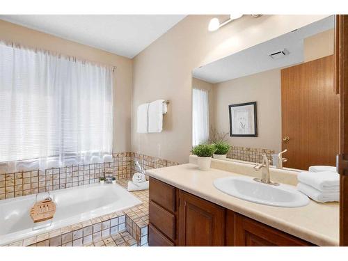 83 Deerbrook Road Se, Calgary, AB - Indoor Photo Showing Bathroom