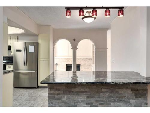 124 Ranch Estates Drive Nw, Calgary, AB - Indoor Photo Showing Kitchen