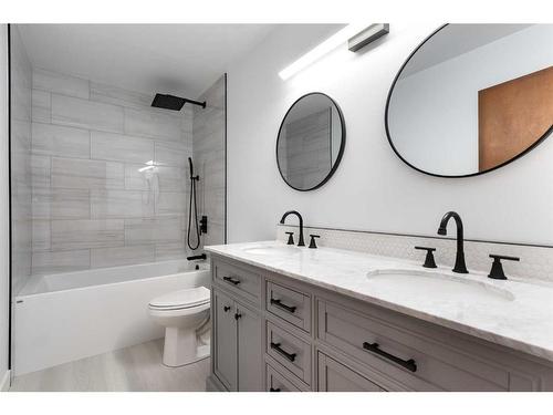 124 Ranch Estates Drive Nw, Calgary, AB - Indoor Photo Showing Bathroom