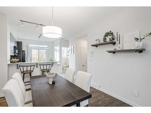 118 Walden Circle Se, Calgary, AB - Indoor Photo Showing Dining Room