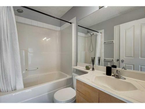 97 Cramond Close Se, Calgary, AB - Indoor Photo Showing Bathroom