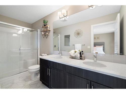 133 Evanston Hill Nw, Calgary, AB - Indoor Photo Showing Bathroom