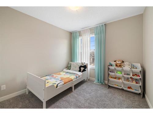 133 Evanston Hill Nw, Calgary, AB - Indoor Photo Showing Bedroom