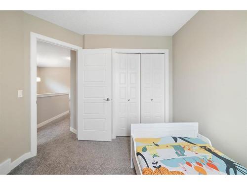 133 Evanston Hill Nw, Calgary, AB - Indoor Photo Showing Bedroom