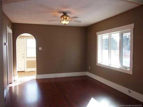 36148 Range Road 280, Rural Red Deer County, AB - Indoor Photo Showing Other Room