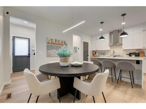 1129 Chinook Gate Bay Sw, Airdrie, AB - Indoor Photo Showing Dining Room