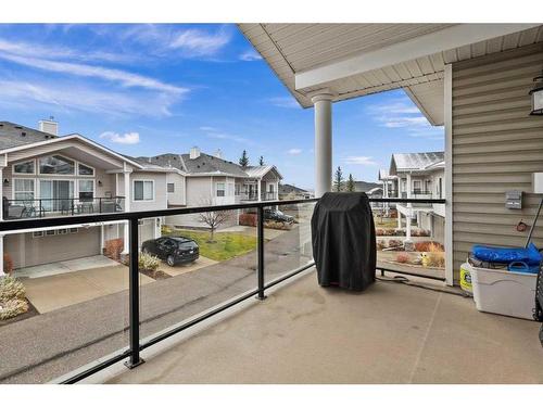 18 Rocky Vista Terrace Nw, Calgary, AB - Outdoor With Exterior