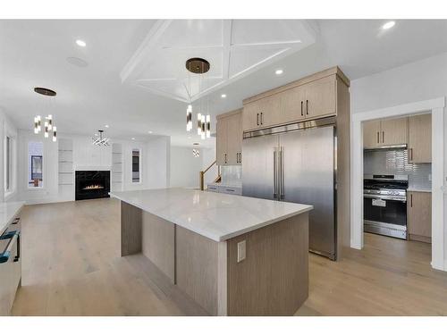 38 South Shore Road, Chestermere, AB - Indoor Photo Showing Kitchen With Upgraded Kitchen