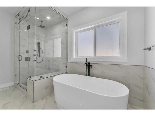 38 South Shore Road, Chestermere, AB - Indoor Photo Showing Bathroom