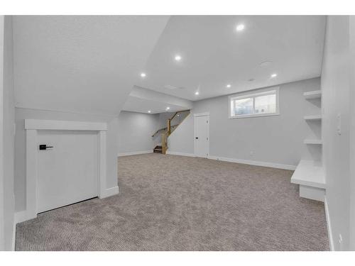 38 South Shore Road, Chestermere, AB - Indoor