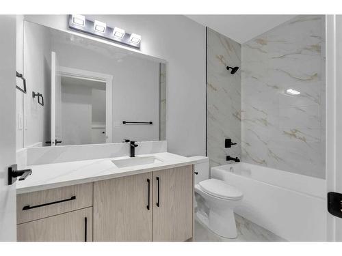 38 South Shore Road, Chestermere, AB - Indoor Photo Showing Bathroom