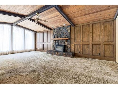 6927 Bow Crescent Nw, Calgary, AB - Indoor With Fireplace