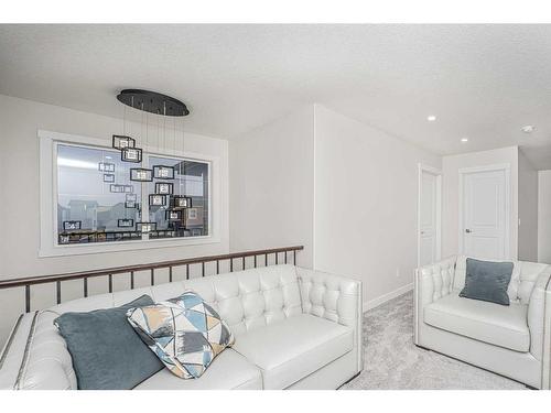 112 Belvedere Drive Se, Calgary, AB - Indoor Photo Showing Living Room