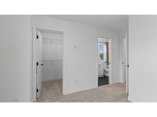 394 Alpine Avenue Sw, Calgary, AB - Indoor