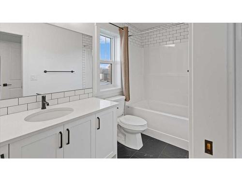 394 Alpine Avenue Sw, Calgary, AB - Indoor Photo Showing Bathroom