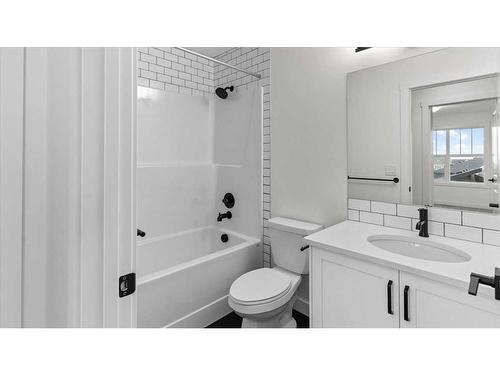 394 Alpine Avenue Sw, Calgary, AB - Indoor Photo Showing Bathroom