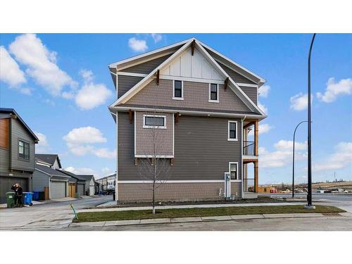 394 Alpine Avenue Sw, Calgary, AB - Outdoor