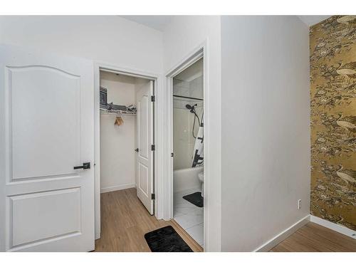 449-333 Riverfront Avenue Se, Calgary, AB - Indoor Photo Showing Other Room