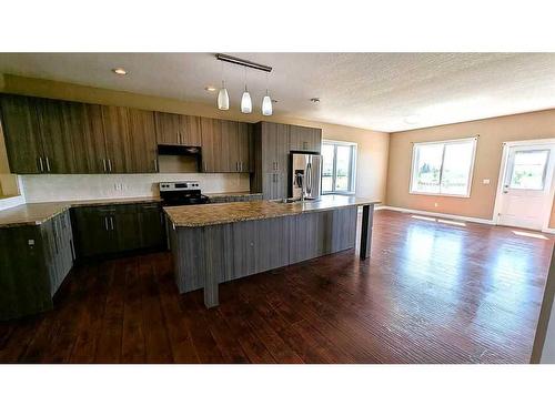 7011 49A Avenue, Camrose, AB - Indoor Photo Showing Kitchen