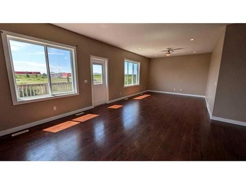 7011 49A Avenue, Camrose, AB - Indoor Photo Showing Other Room