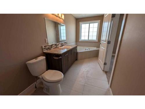 7011 49A Avenue, Camrose, AB - Indoor Photo Showing Bathroom