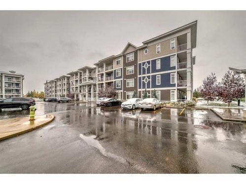 412-400 Auburn Meadows Common Se, Calgary, AB -  With Facade