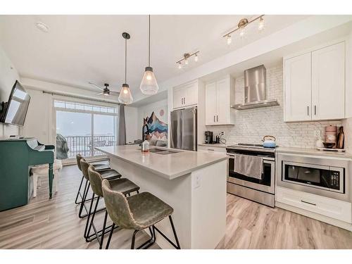 412-400 Auburn Meadows Common Se, Calgary, AB - Indoor Photo Showing Kitchen With Double Sink With Upgraded Kitchen