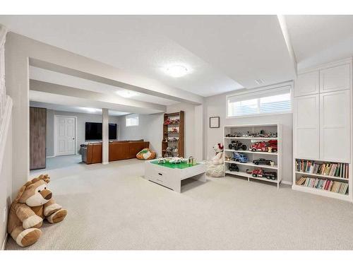 225 Mt Douglas Close Se, Calgary, AB - Indoor