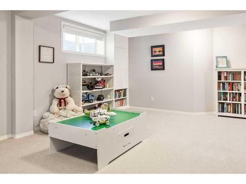 225 Mt Douglas Close Se, Calgary, AB - Indoor Photo Showing Other Room