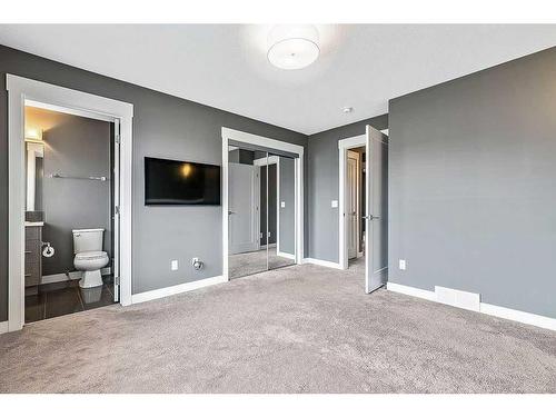 46-111 Rainbow Falls Gate, Chestermere, AB - Indoor Photo Showing Other Room