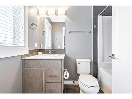 46-111 Rainbow Falls Gate, Chestermere, AB - Indoor Photo Showing Bathroom