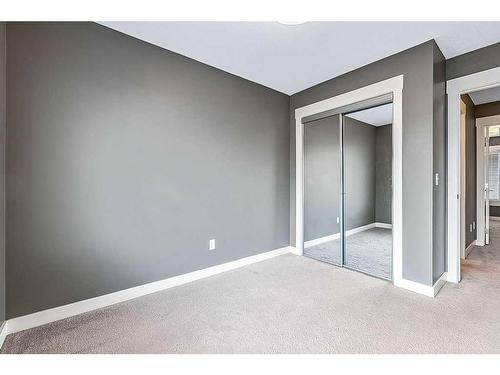 46-111 Rainbow Falls Gate, Chestermere, AB - Indoor Photo Showing Other Room