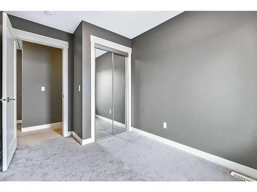 46-111 Rainbow Falls Gate, Chestermere, AB - Indoor Photo Showing Other Room