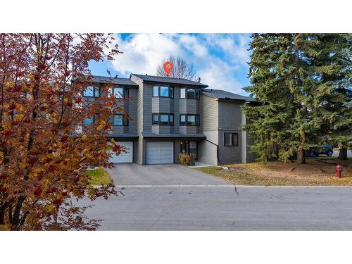 97-23 Glamis Drive Sw, Calgary, AB - Outdoor With Facade