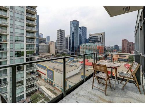 1407-128 2 Street Sw, Calgary, AB - Outdoor With Balcony