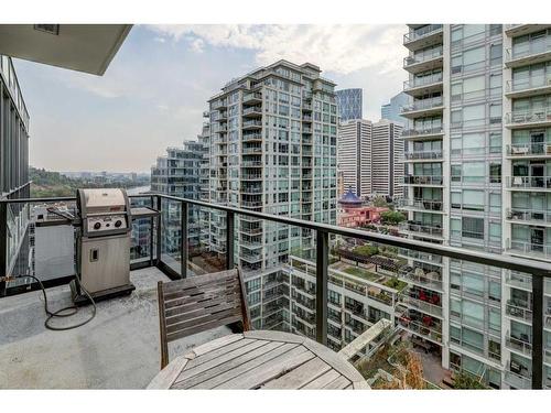 1407-128 2 Street Sw, Calgary, AB - Outdoor With Balcony