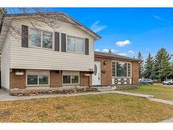 984 Rundlecairn Way NE Calgary, AB T1Y 2X2