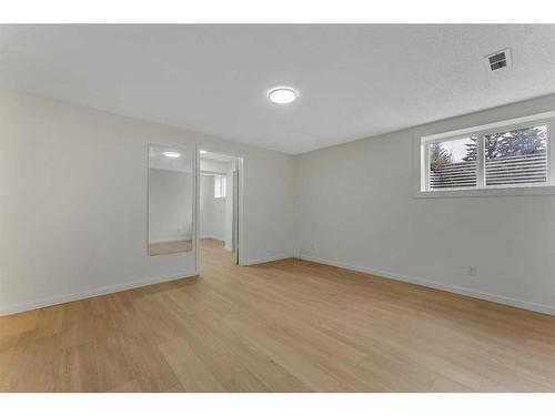 984 Rundlecairn Way Ne, Calgary, AB - Indoor Photo Showing Other Room