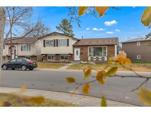 984 Rundlecairn Way Ne, Calgary, AB - Outdoor With Facade