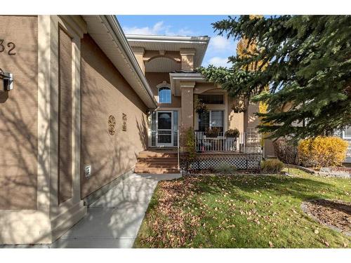 32 Valley Ponds Place Nw, Calgary, AB - Outdoor With Deck Patio Veranda