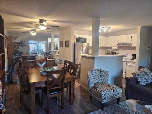 7 Cedar Springs Gardens Sw, Calgary, AB - Indoor Photo Showing Dining Room