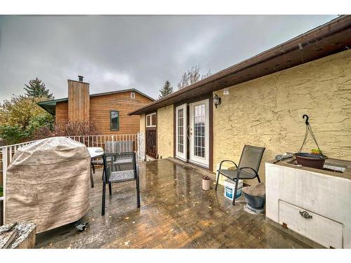 63 Bernard Place Nw, Calgary, AB - Outdoor With Deck Patio Veranda With Exterior