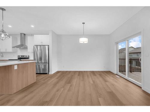 313 Baneberry Way Sw, Airdrie, AB - Indoor Photo Showing Kitchen