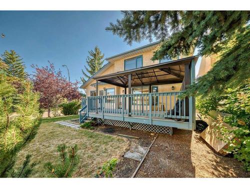 204 Hampshire Place Nw, Calgary, AB - Outdoor With Deck Patio Veranda