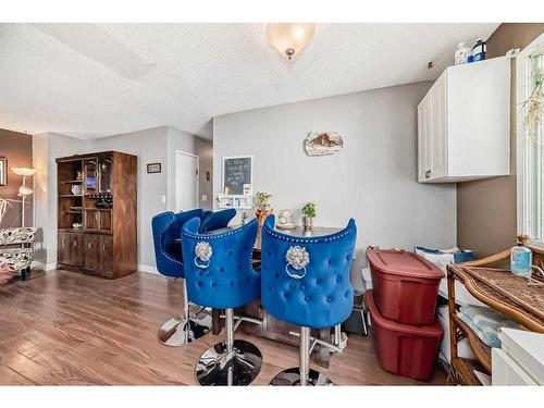 7803 34 Avenue Nw, Calgary, AB - Indoor