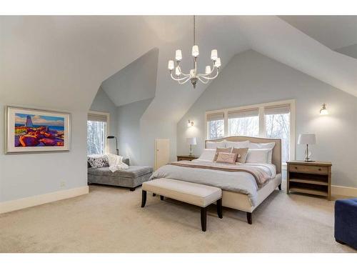 111 Woodland Lane, Rural Rocky View County, AB - Indoor Photo Showing Bedroom