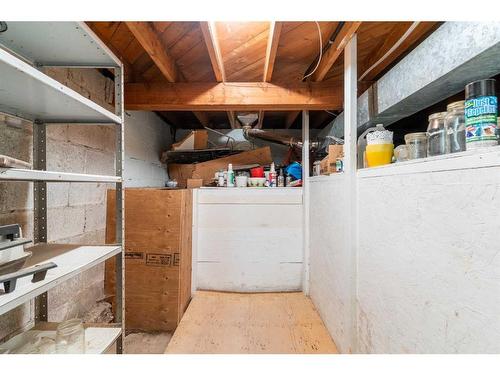 526 52 Avenue Sw, Calgary, AB - Indoor Photo Showing Basement