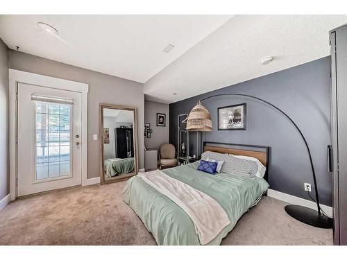 242033 White Post Lane West, Rural Foothills County, AB - Indoor Photo Showing Bedroom